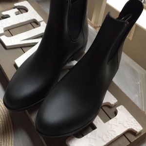 Black Rain boots